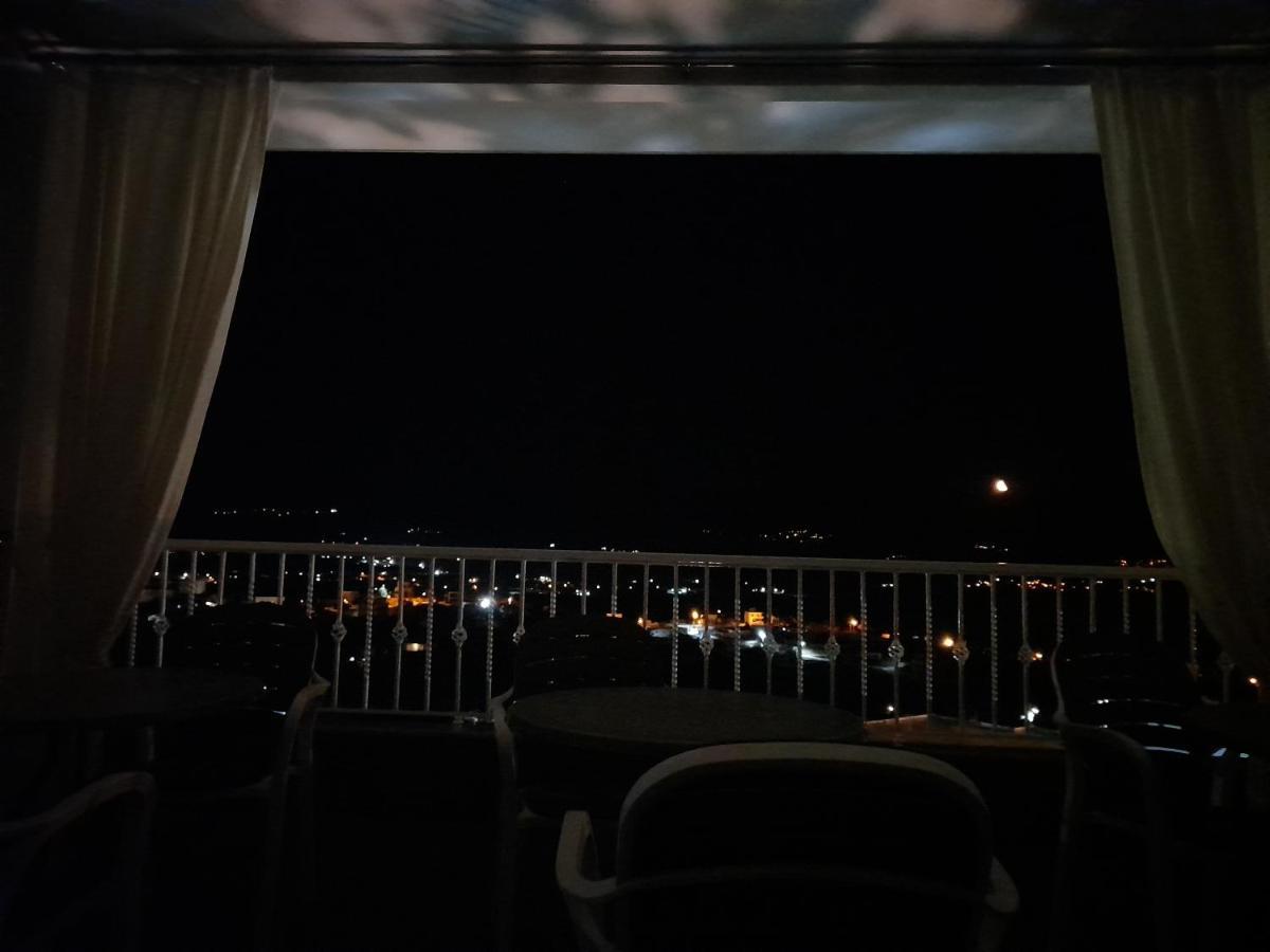 Vila Marjana Саранда Екстер'єр фото